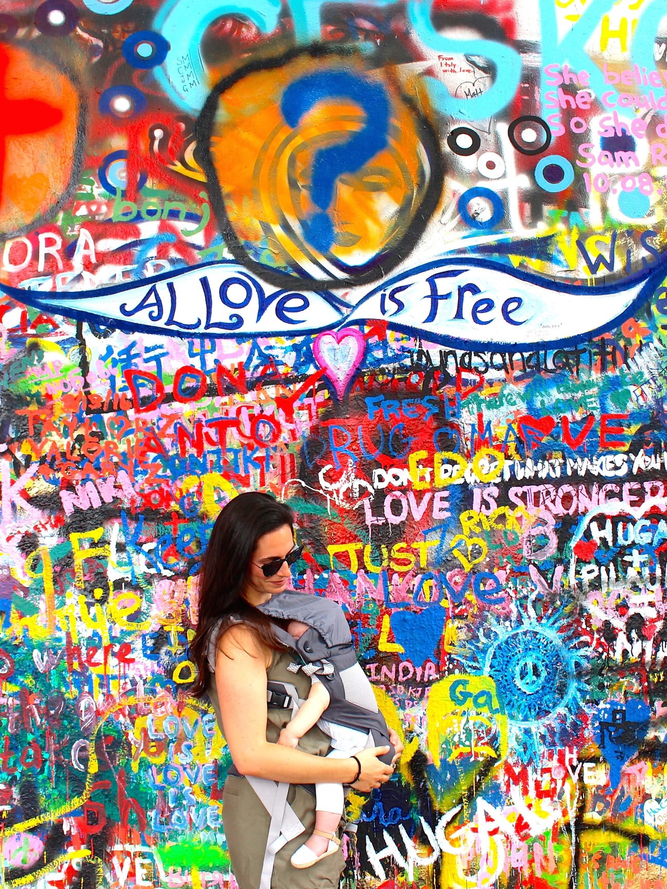 infant travel babywearing ergobaby