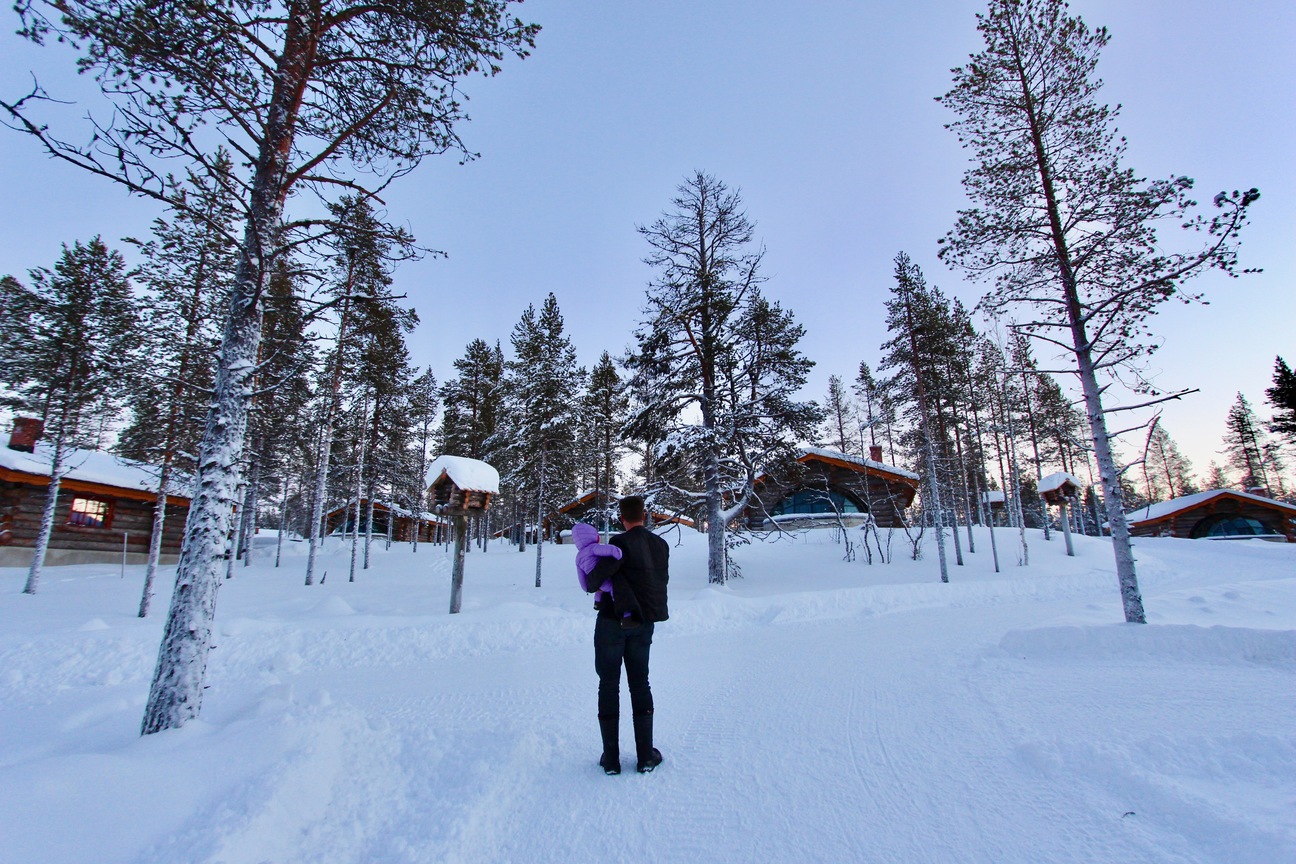 kakslauttanen finland arctic resort