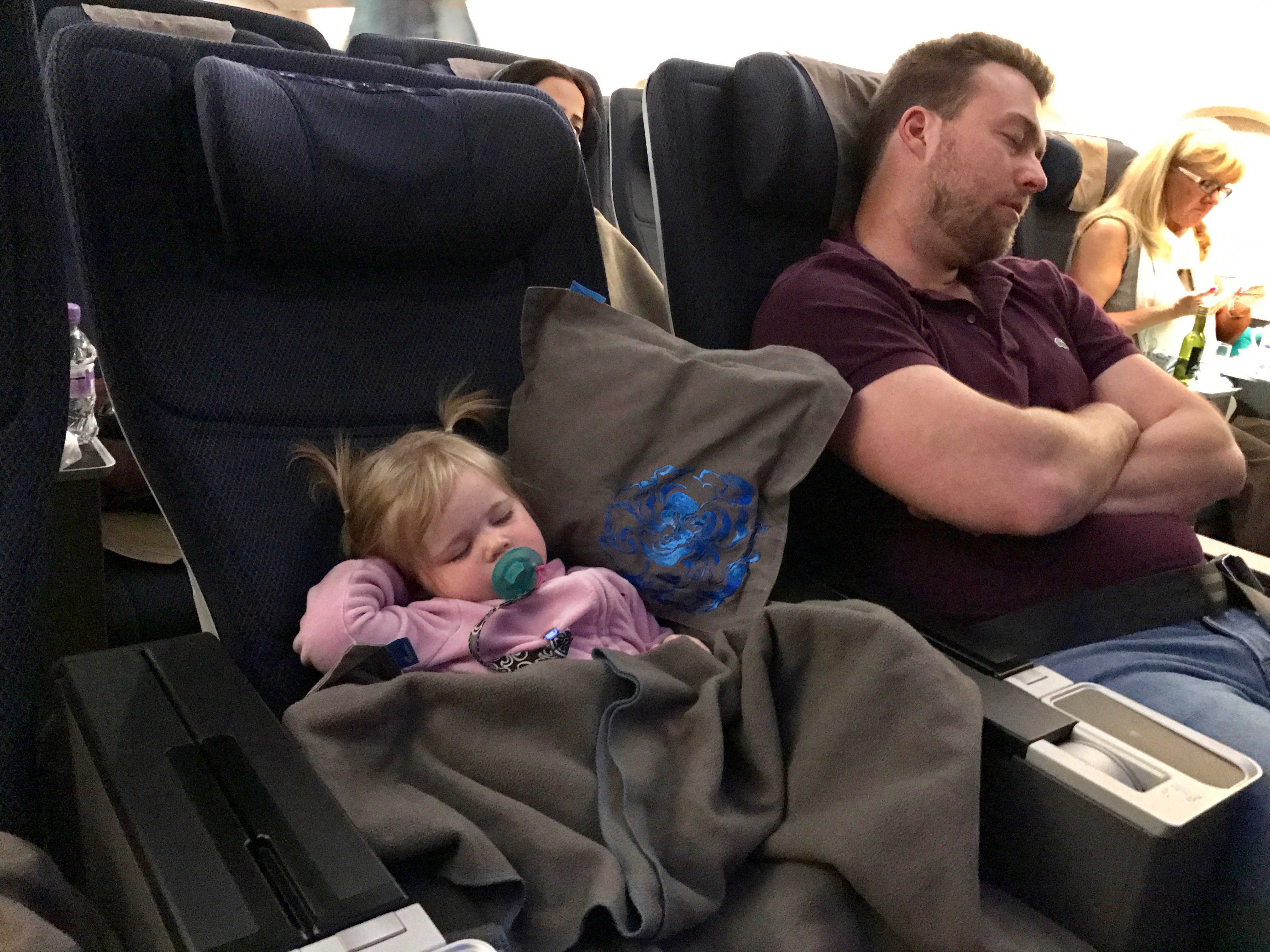 This New Gadget Promises to Make Your Kid Sleep on Airplanes