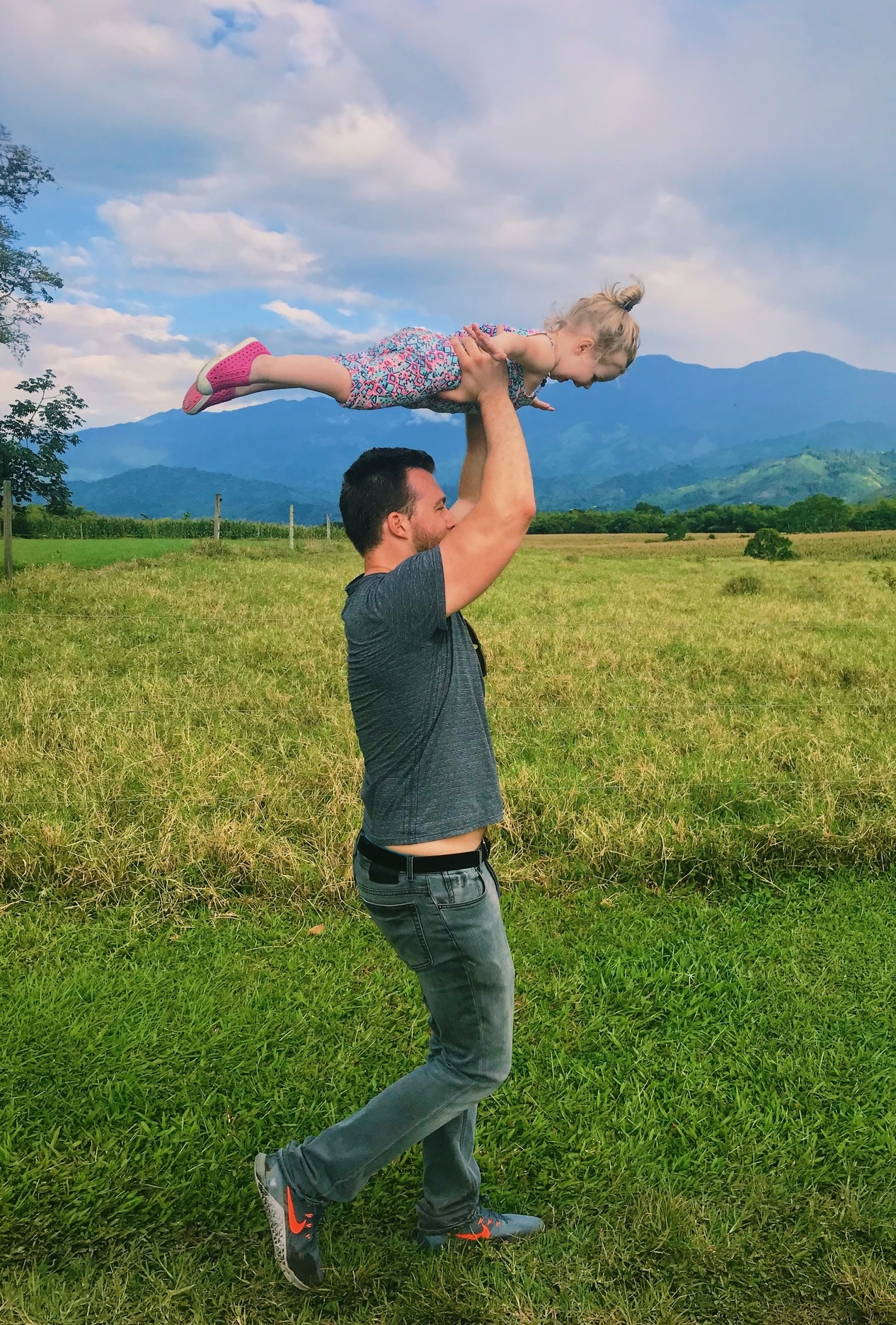 hacienda bambusa flying toddler travel colombia