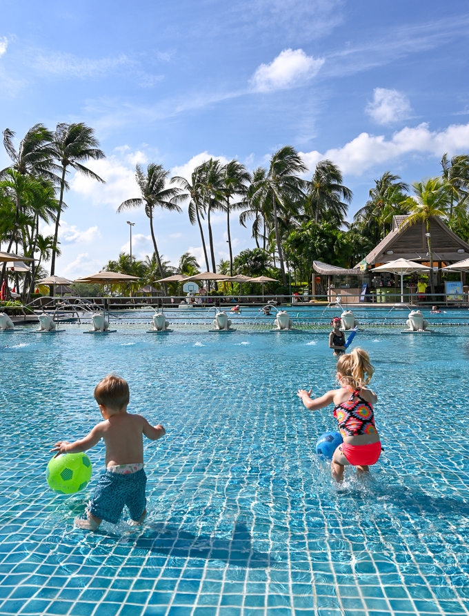 shangri la rasa sentosa pool