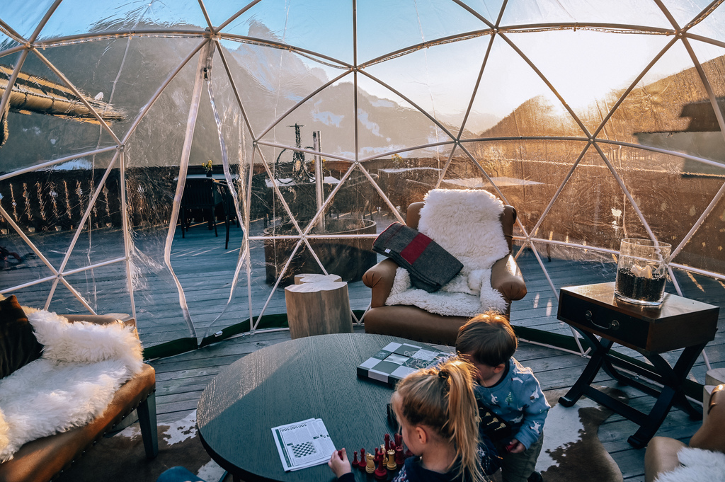 huus hotel gstaad igloo